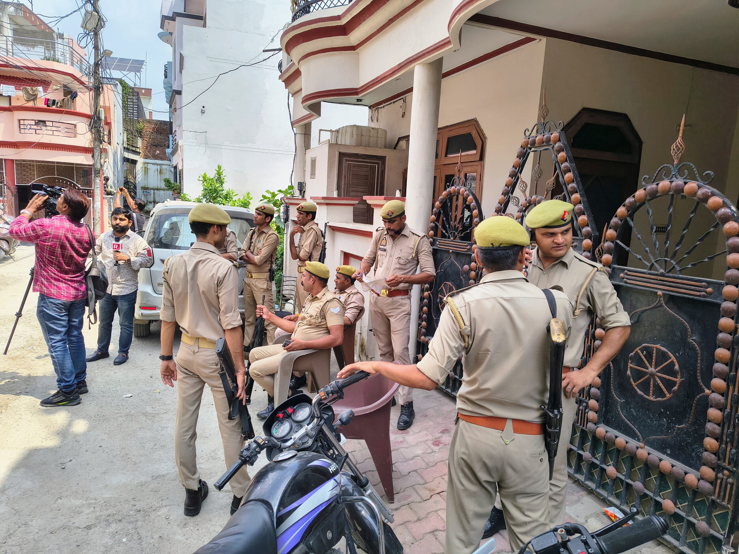 disha-patani-house-firing-sp-city-bareilly